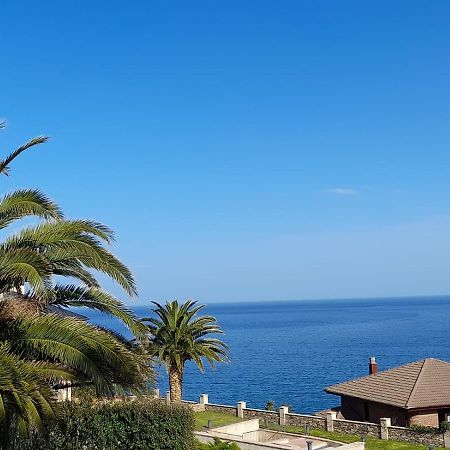 Villa vistas al mar, Urbanización privada con piscina de agua salada Ajo Exterior foto